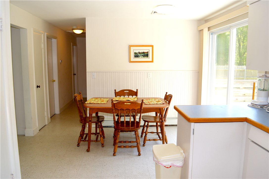 146 South Pier Road Narragansett, RI 02882 - Photo 13 of 38 Gallery Image 13
