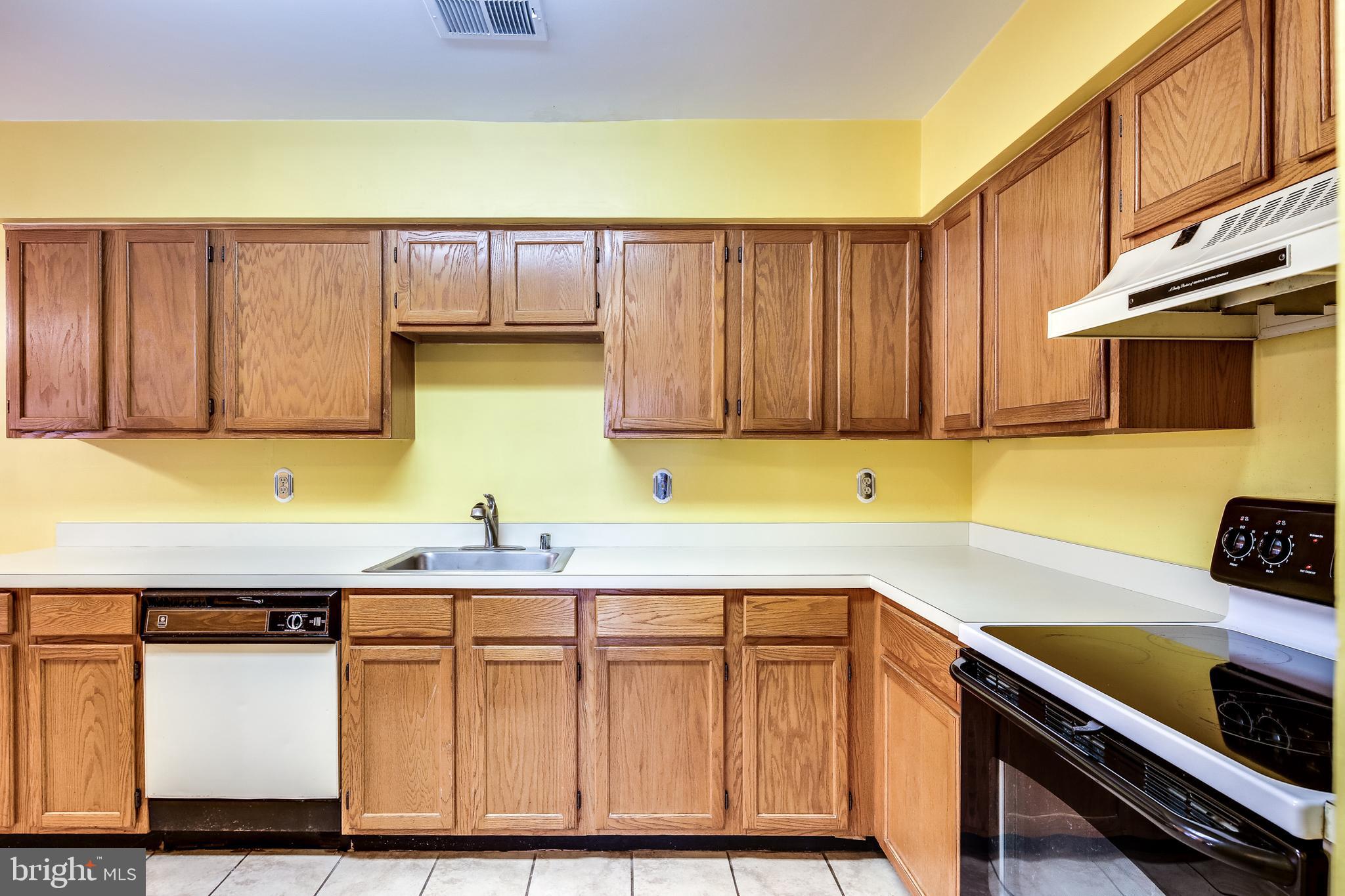 9402 Trevino Terrace, Unit 128 Laurel, MD 20708 - Photo 10 of 31 Gallery Image 10