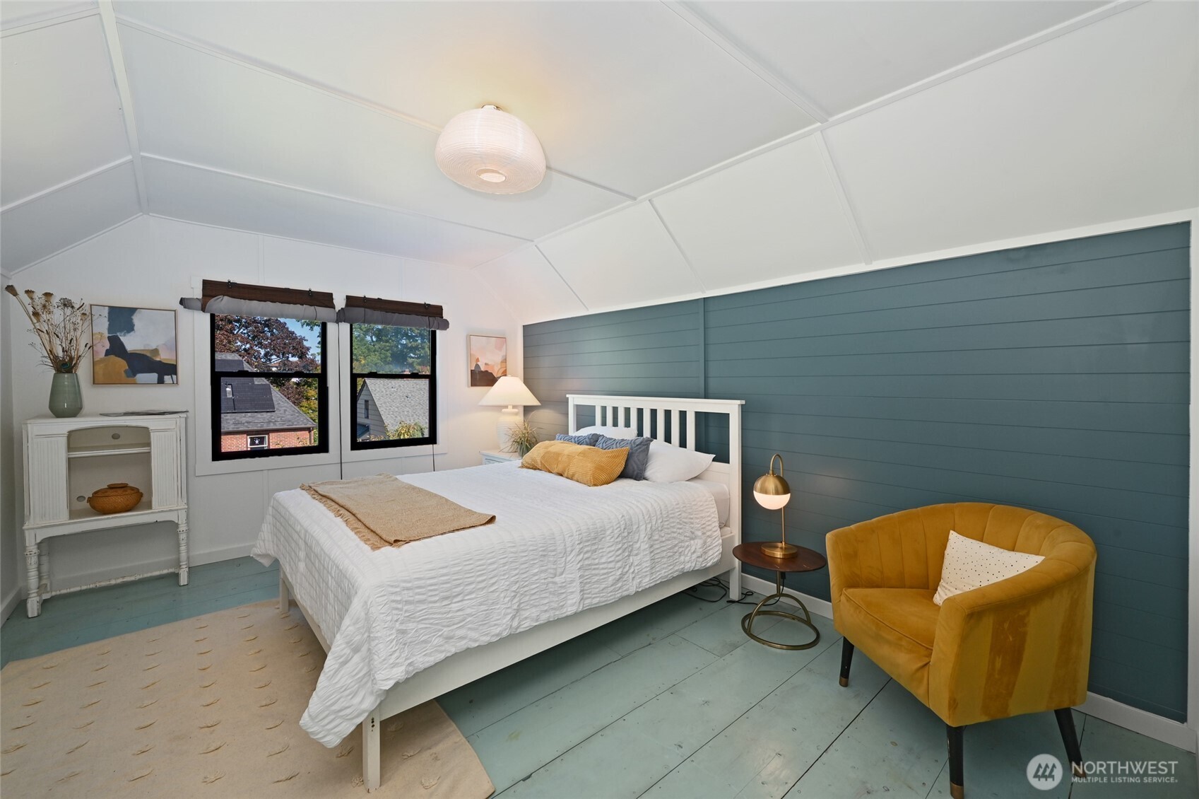 334 Northeast 57th Street Seattle, WA 98105 - Photo 22 of 39