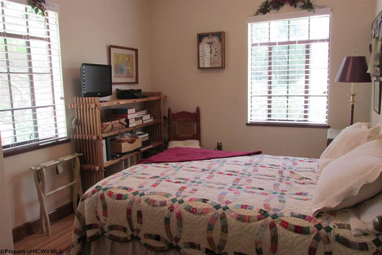 1138 Bell Run Road Fairmont, WV 26554 - Photo 9 of 15 Gallery Image 9
