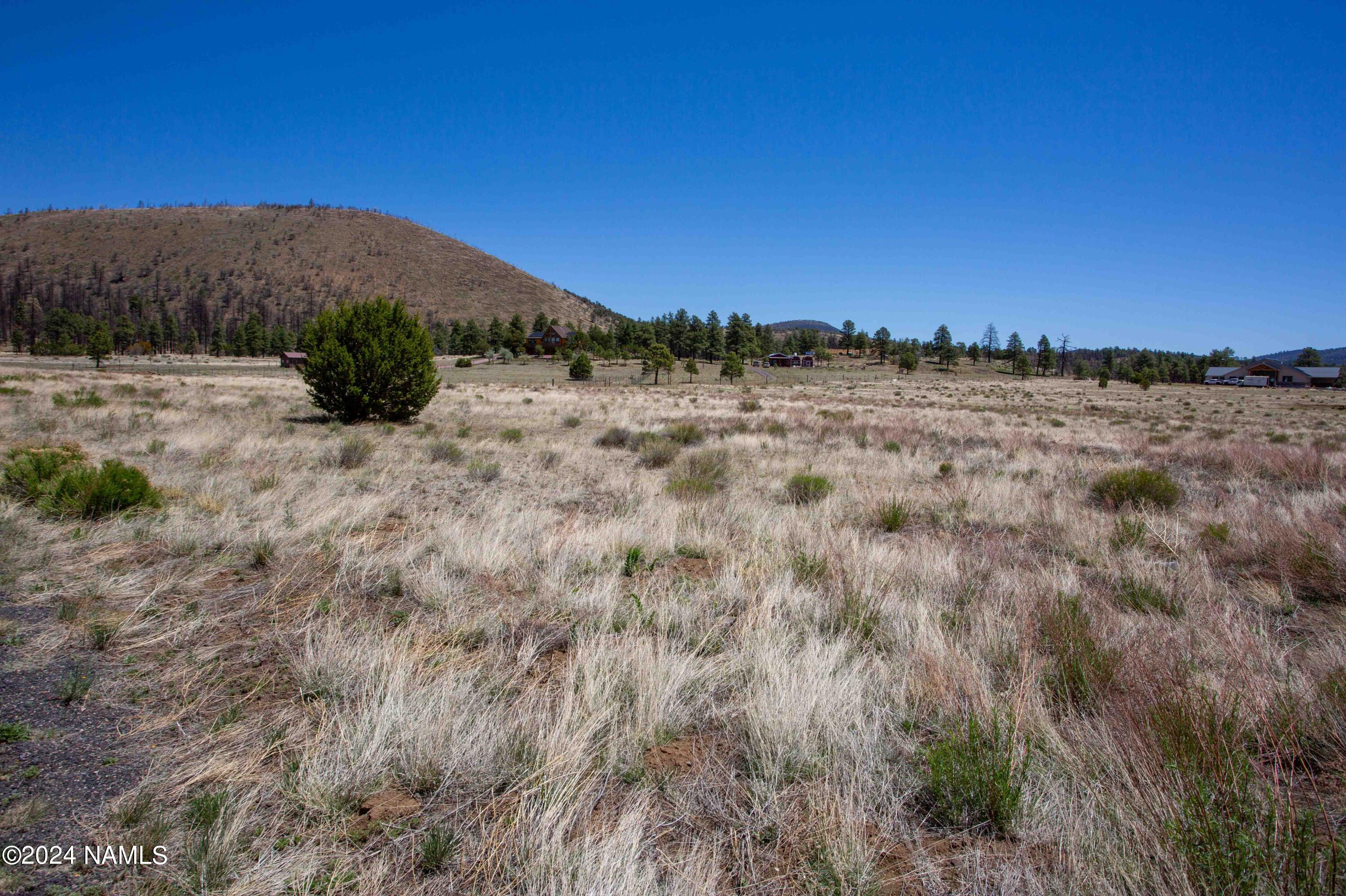 5833 East Girl's Ranch Road Flagstaff, AZ 86004 - Photo 9 of 21 Front Corner