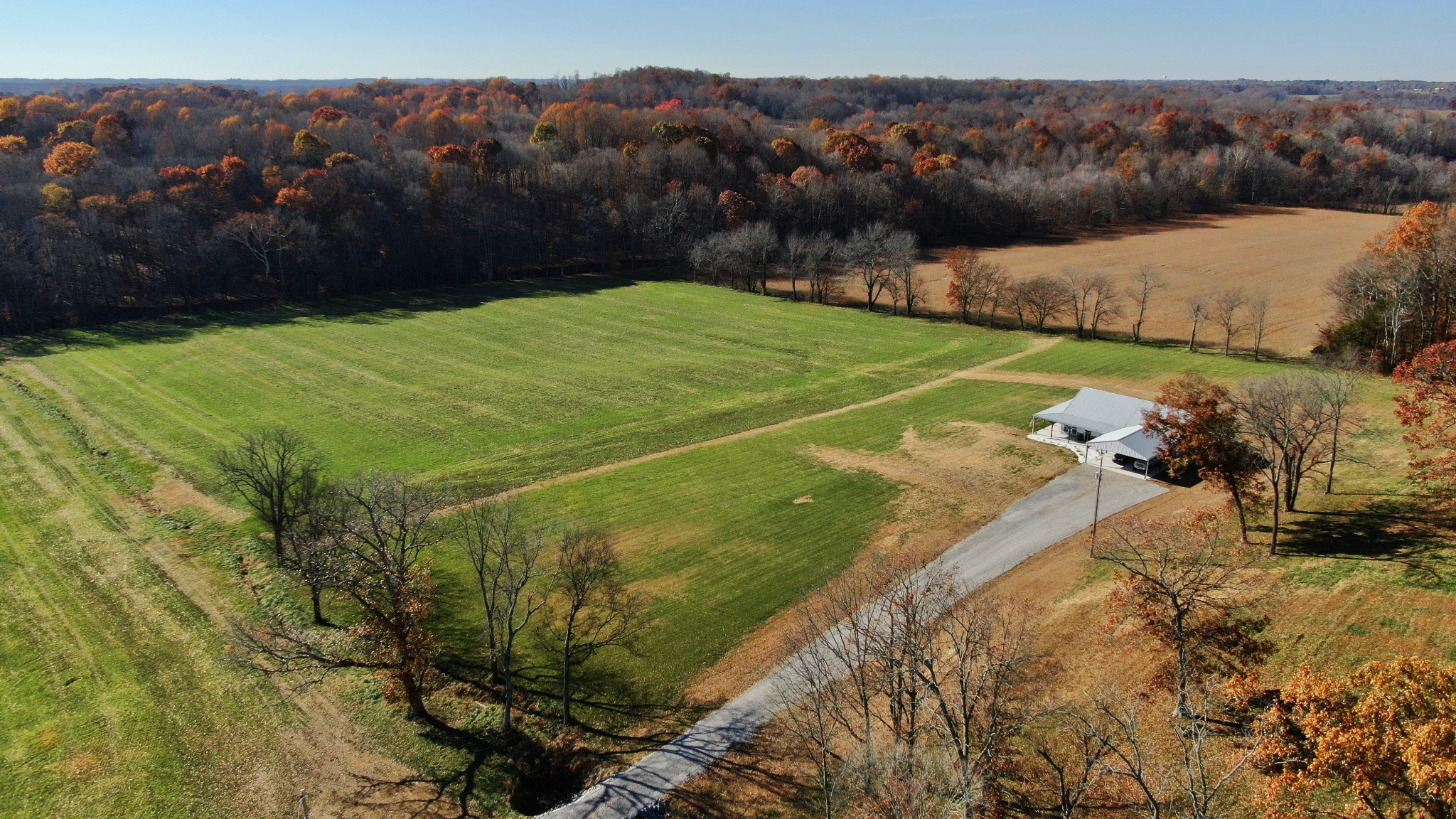 191 Doug Williams Road Portland, TN 37148 - Photo 37 of 51 a view of a field with an ocean