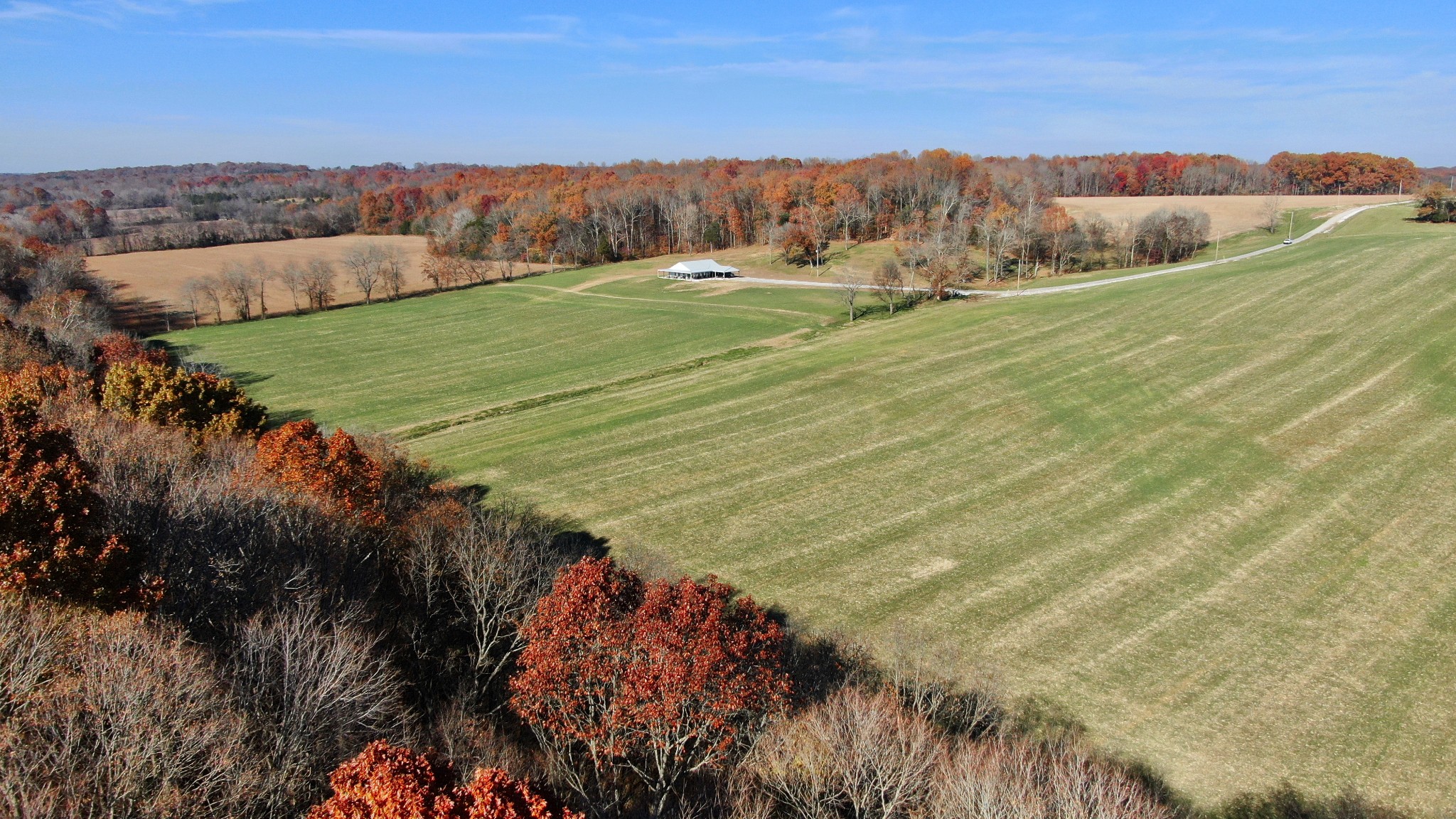 191 Doug Williams Road Portland, TN 37148 - Photo 42 of 51 a view of a grassy area with an ocean