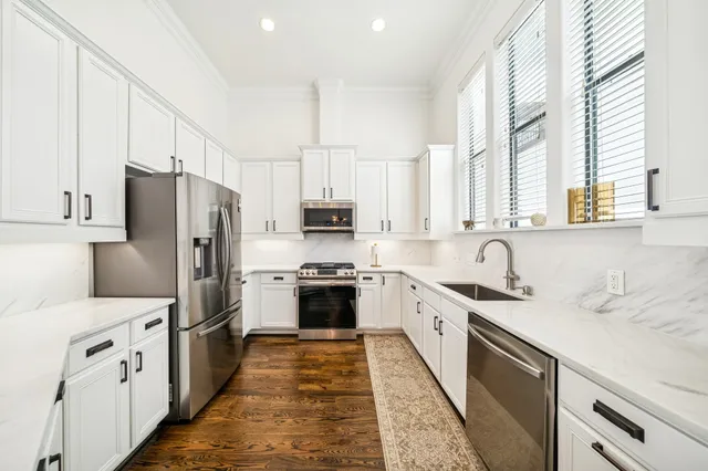 $465,000 | 1857 Dart Street, Houston, TX 77007