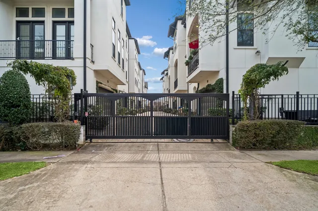 $465,000 | 1857 Dart Street, Houston, TX 77007