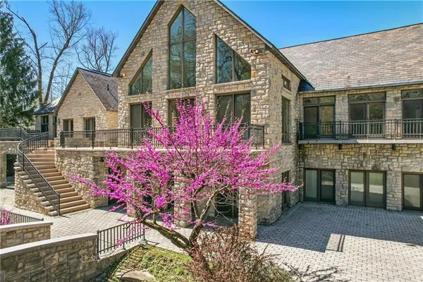 $3,900,000 | 1700 Forker Boulevard, Hermitage, PA 16148