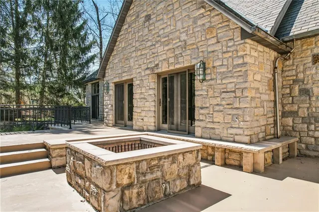 $3,900,000 | 1700 Forker Boulevard, Hermitage, PA 16148