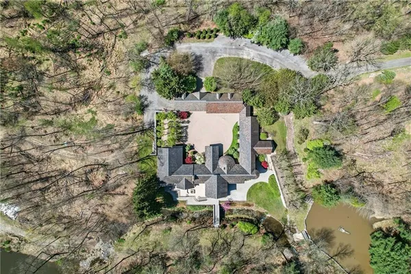 $3,900,000 | 1700 Forker Boulevard, Hermitage, PA 16148