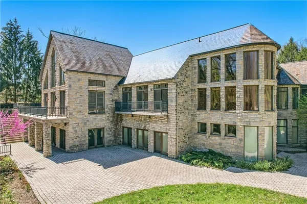 $3,900,000 | 1700 Forker Boulevard, Hermitage, PA 16148