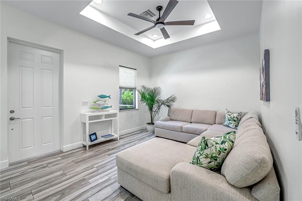 3980 Full Moon Court Naples, FL 34112 - Photo 4 of 36