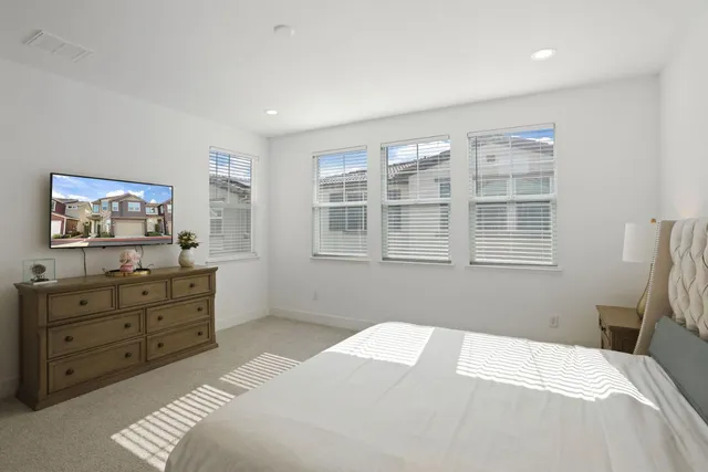 $789,000 | 98 East Calder Drive, Mountain House, CA 95391