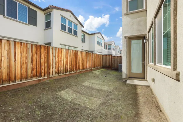 $789,000 | 98 East Calder Drive, Mountain House, CA 95391