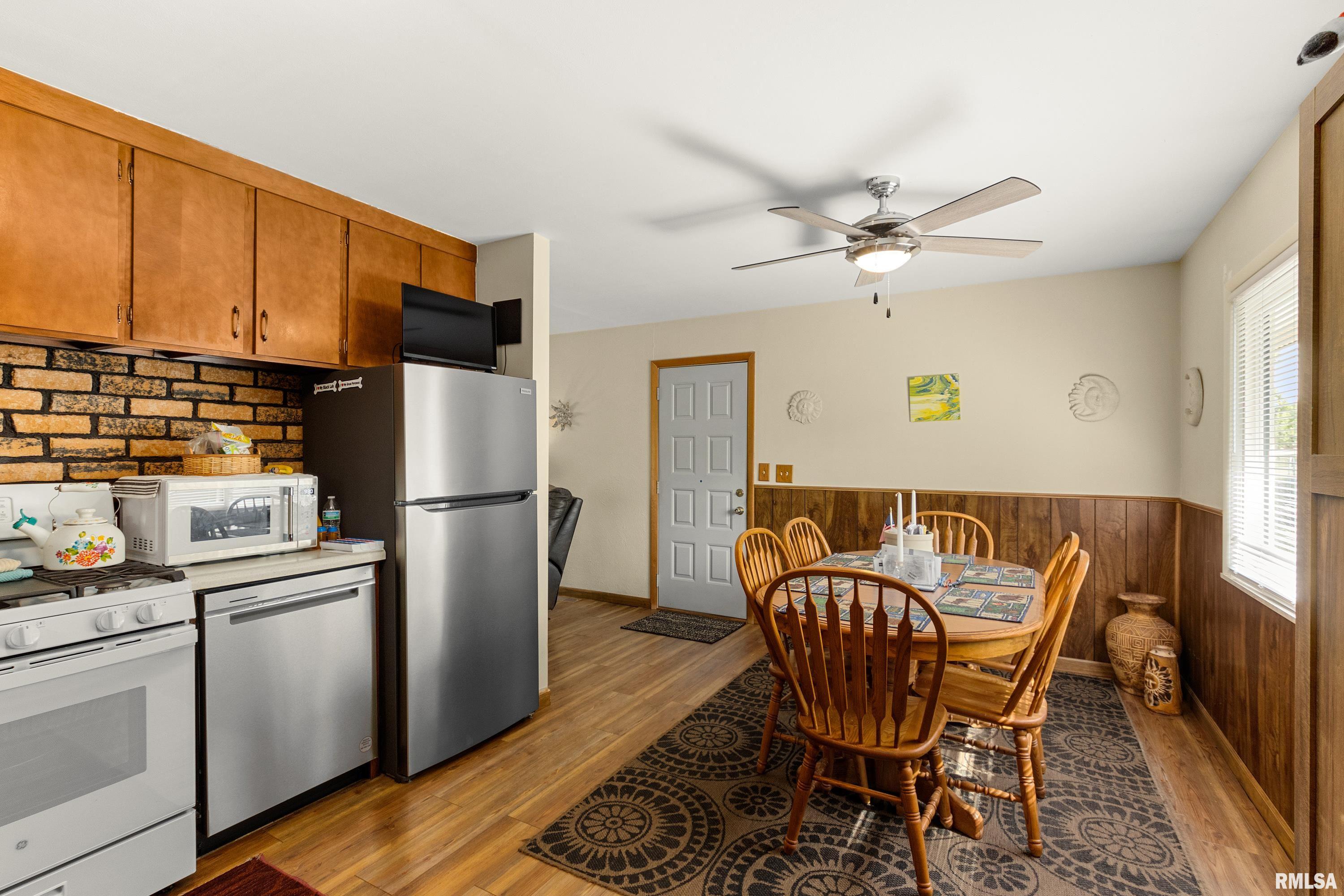 1320 Veerman Street Pekin, IL 61554 - Photo 13 of 33