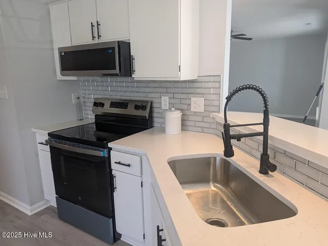 $289,700 | 2465 Saddleridge Drive, Midway Park, NC 28544