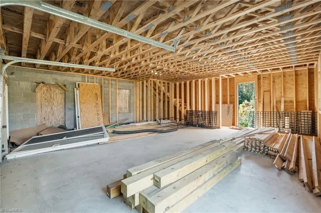 $658,000 | 101 Pennwill Parkway, West Jefferson, NC 28694