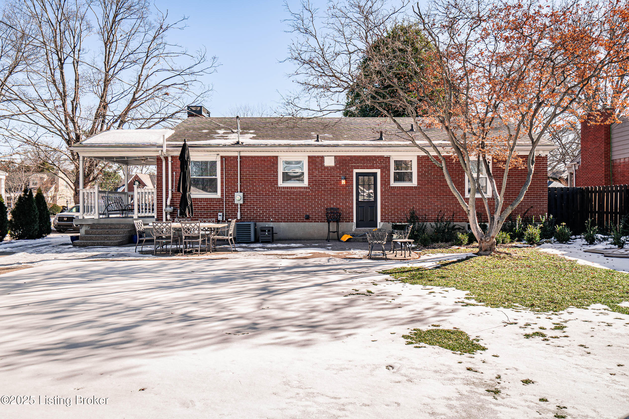 208 Bramton Road Louisville, KY 40207 - Photo 51 of 58 208 Bramton Rd-10