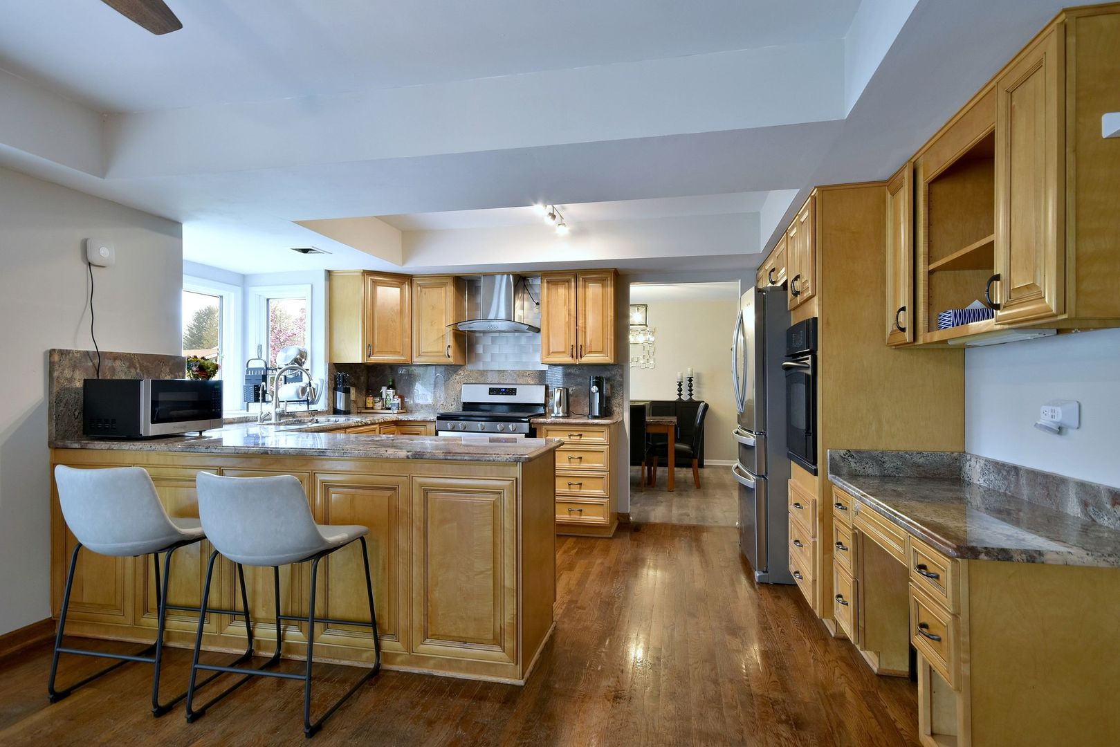 179 Old Forge Road Elgin, IL 60123 - Photo 8 of 30 Gallery Image 8