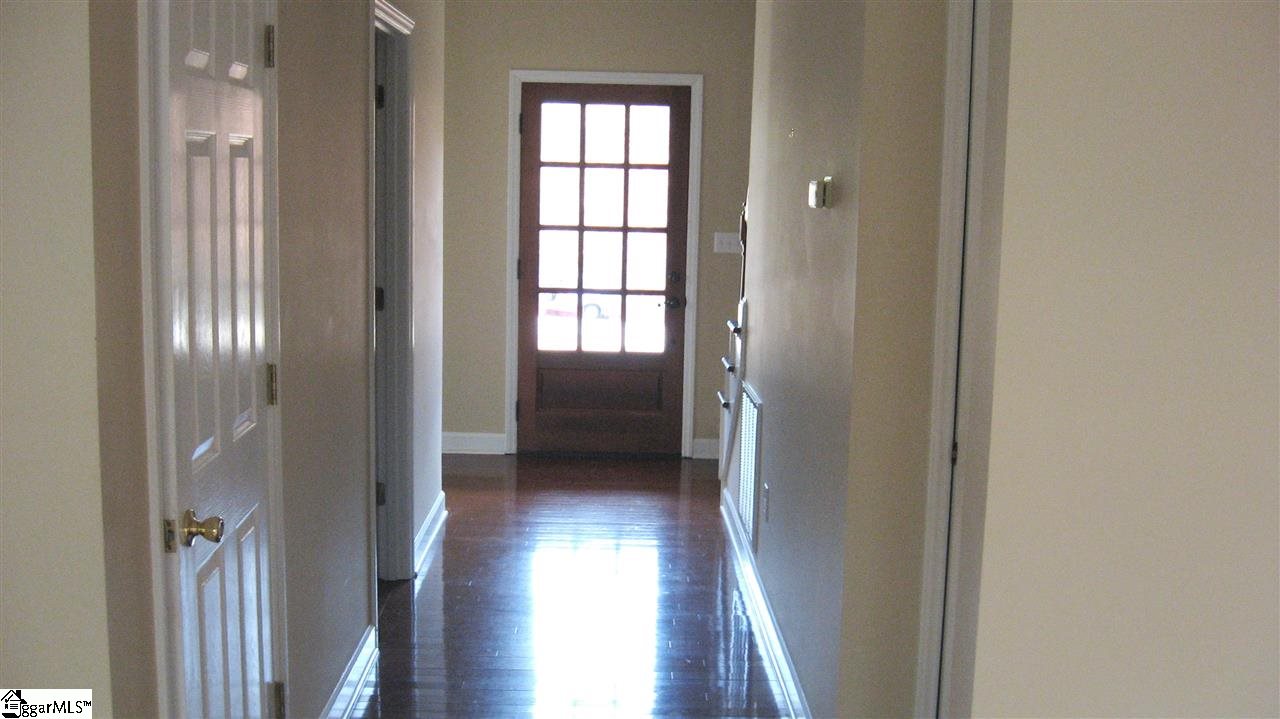 200 Shell Creek Court Clinton, SC 29325 - Photo 8 of 25 Gallery Image 8
