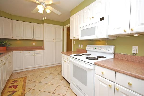 58 Blossomcrest Road Lexington, MA 02421 - Photo 9 of 28 Gallery Image 9