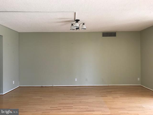 6800 Fleetwood Road, Unit 412 McLean, VA 22101 - Photo 22 of 36