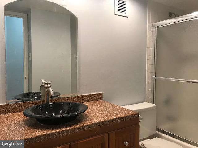 6800 Fleetwood Road, Unit 412 McLean, VA 22101 - Photo 30 of 36