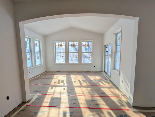 $1,068,675 | 1884 Royal Boulevard North, Lake Elmo, MN 55042