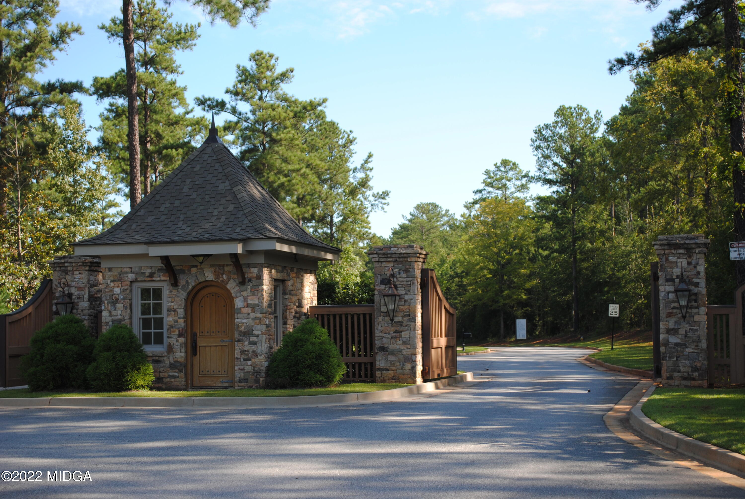 133 Camden Road Macon, GA 31210 - Photo 1 of 1 Camden North entrance