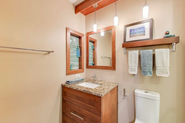 $295,000 | 400 North LaSalle Drive, Unit 1912, Chicago, IL 60654