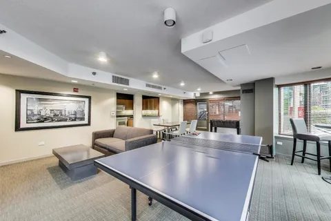 $295,000 | 400 North LaSalle Drive, Unit 1912, Chicago, IL 60654