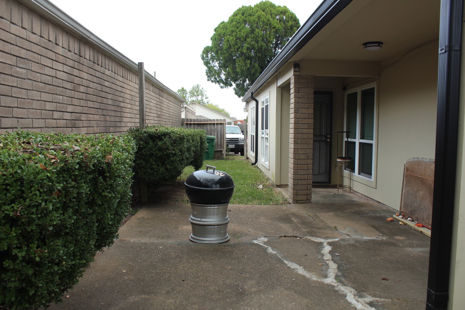 11303 Windmark Drive Houston, TX 77099 - Photo 6 of 29 a view of outdoor space yard and patio