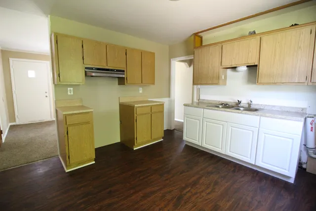 $135,000 | 27241 Woodmont Street, Roseville, MI 48066