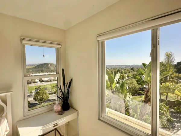 $1,549,900 | 3722 Sandpoint Court, Carlsbad, CA 92010