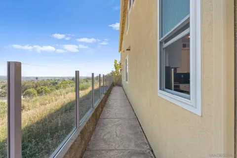 $1,549,900 | 3722 Sandpoint Court, Carlsbad, CA 92010
