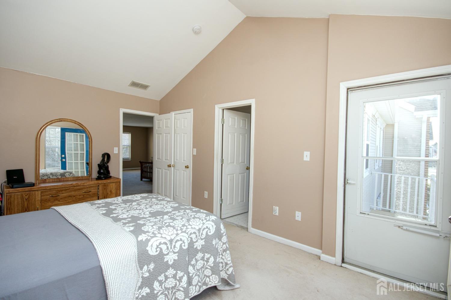 47 Alpine Road Holmdel, NJ 07733 - Photo 17 of 26