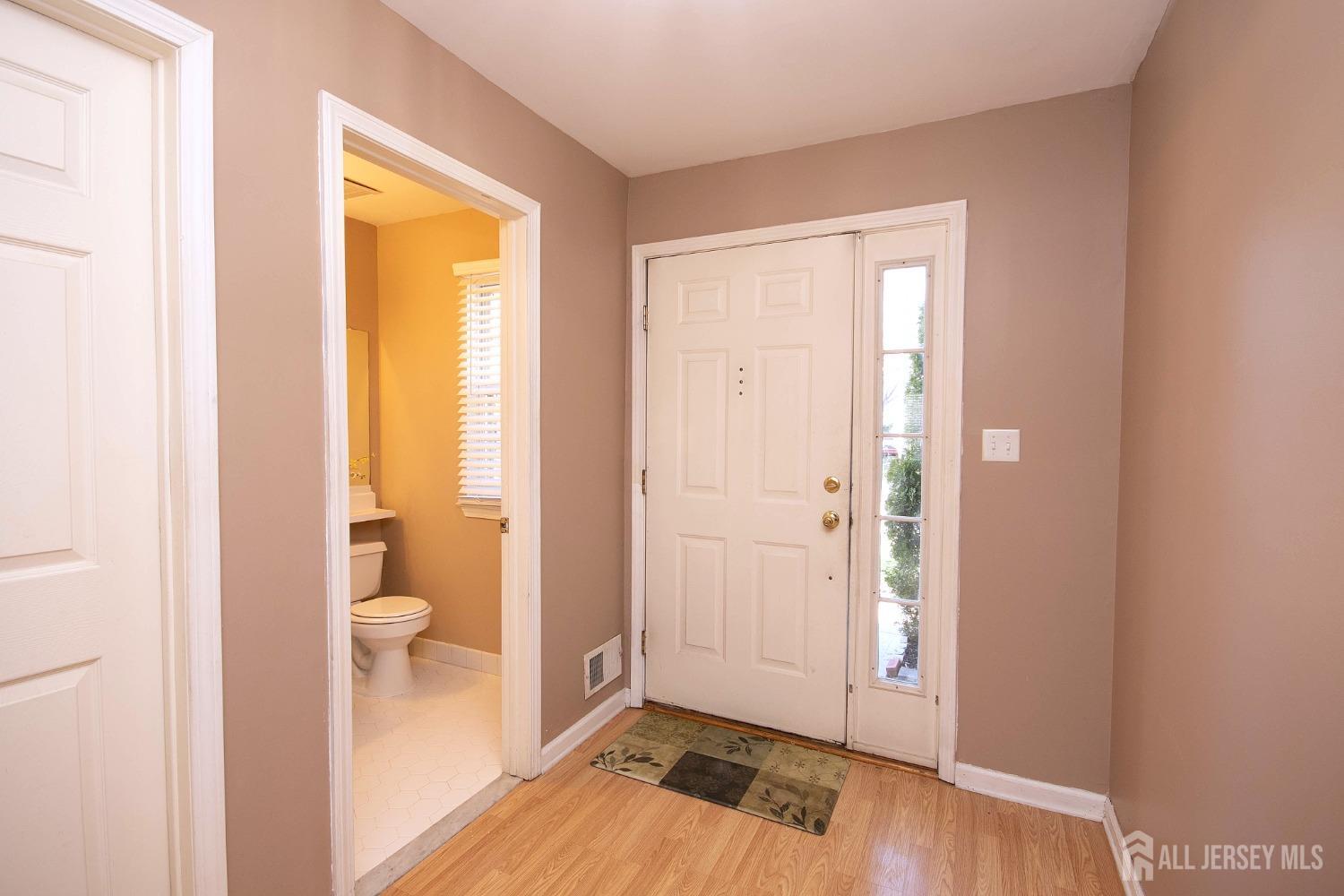 47 Alpine Road Holmdel, NJ 07733 - Photo 4 of 26