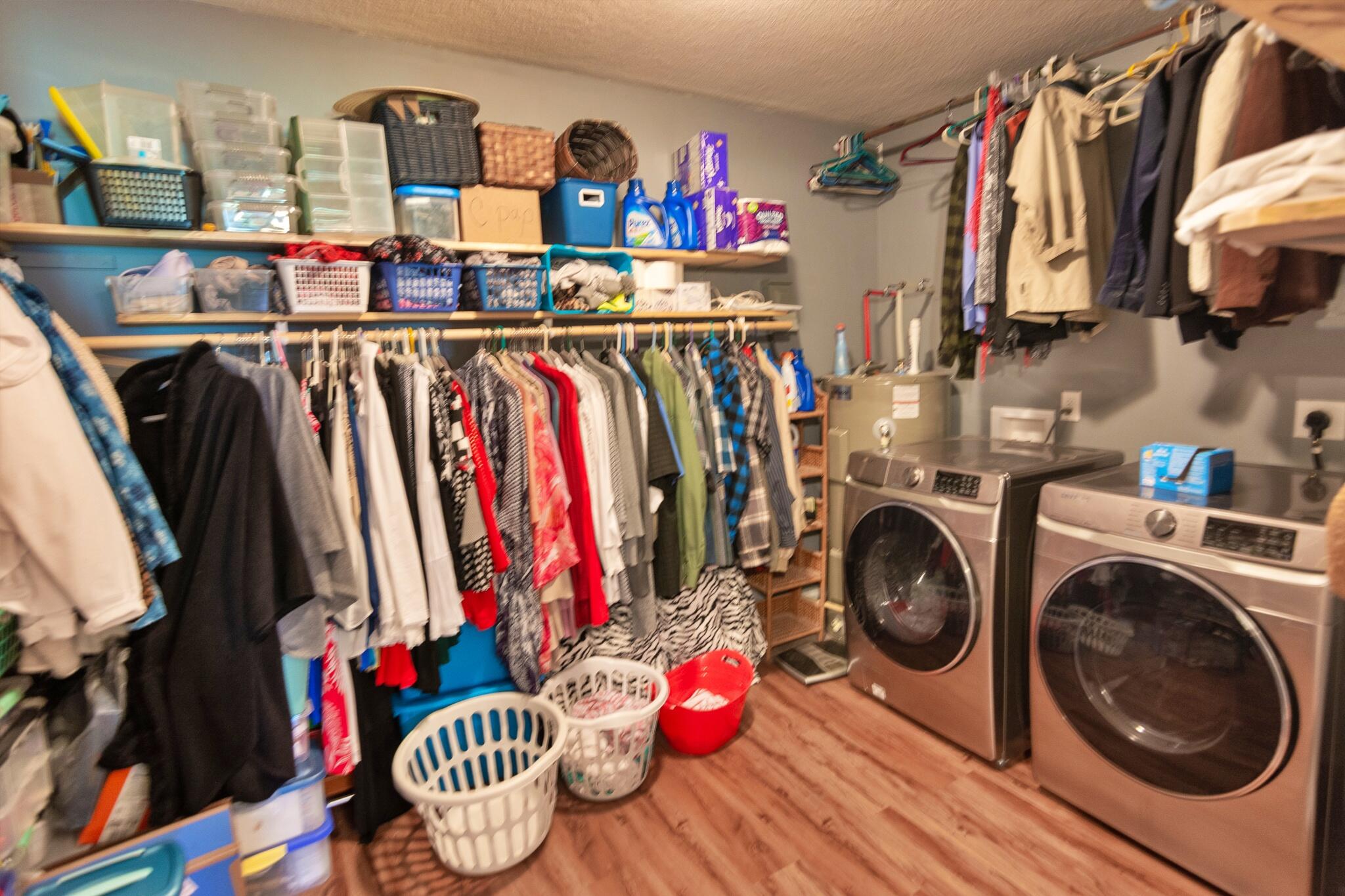 2090 West Valley Road Whitwell, TN 37397 - Photo 17 of 34 Walk In Closet with Laundry Room