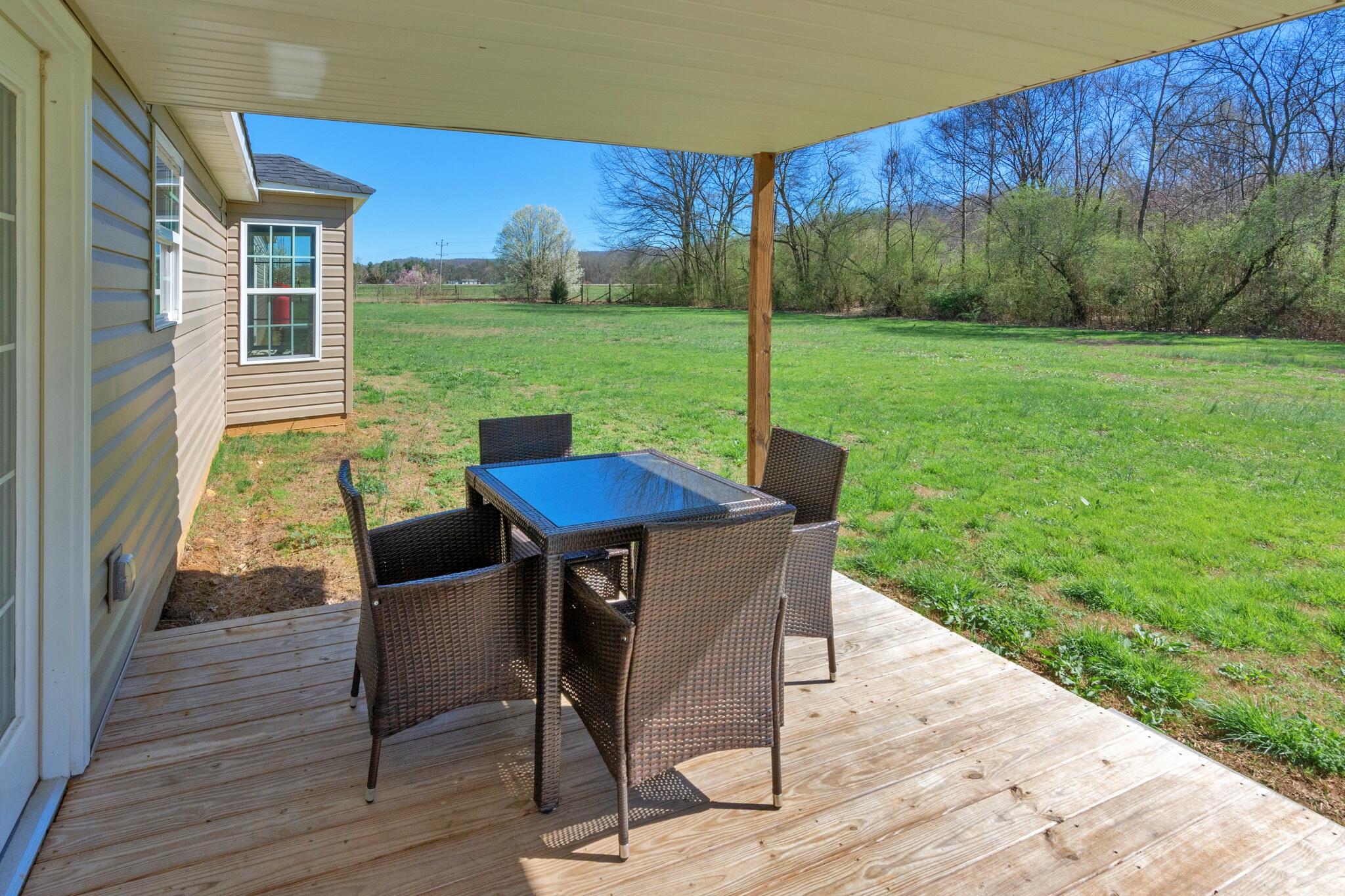 2090 West Valley Road Whitwell, TN 37397 - Photo 26 of 34 Back Covered Porch