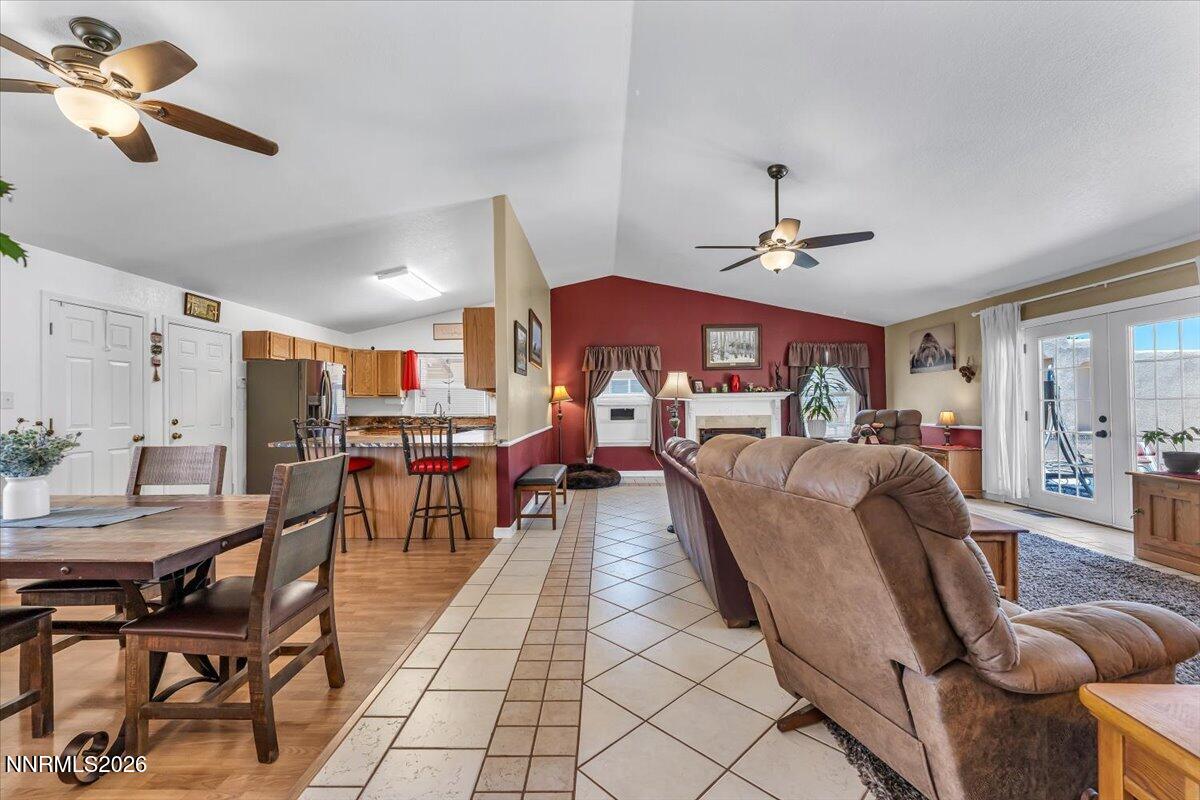 10545 Osage Road Reno, NV 89508 - Photo 7 of 67 07-10545 Osage Rd Reno NV 89508 (7 of 69