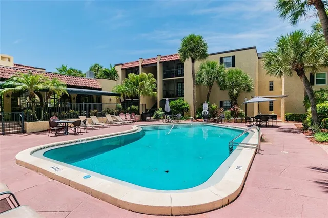 $1,600 | 5306 Santa Rosa Court, Unit 342, Tampa, FL 33609