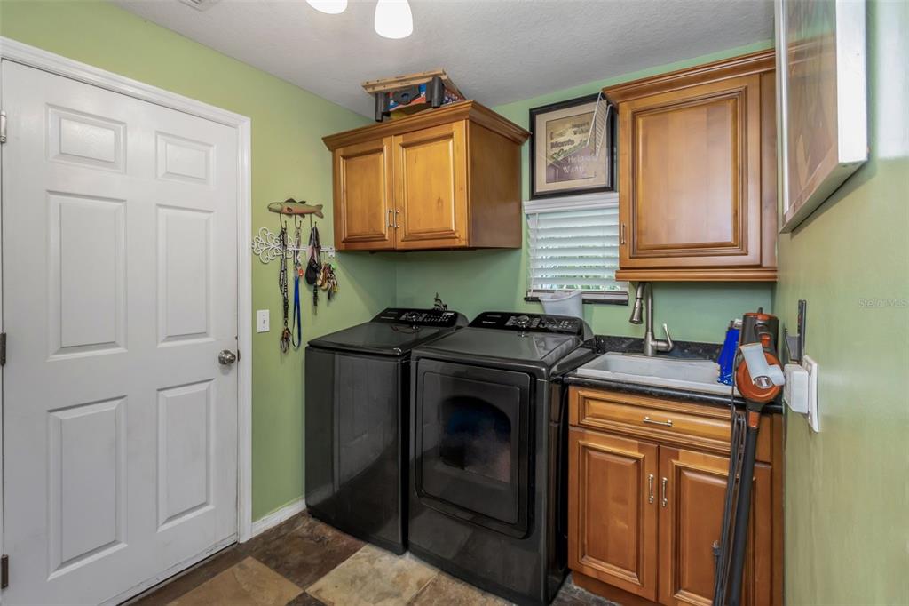 424 Island Cay Way Apollo Beach, FL 33572 - Photo 15 of 95