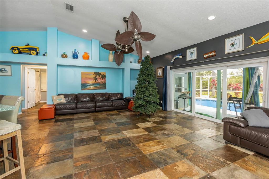 424 Island Cay Way Apollo Beach, FL 33572 - Photo 17 of 95