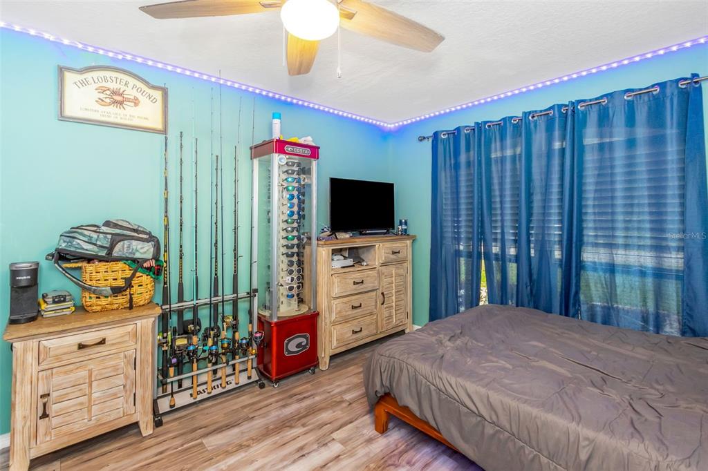 424 Island Cay Way Apollo Beach, FL 33572 - Photo 44 of 95