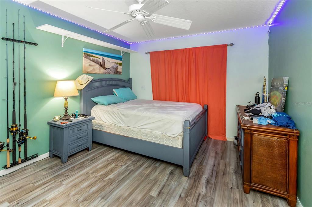 424 Island Cay Way Apollo Beach, FL 33572 - Photo 48 of 95