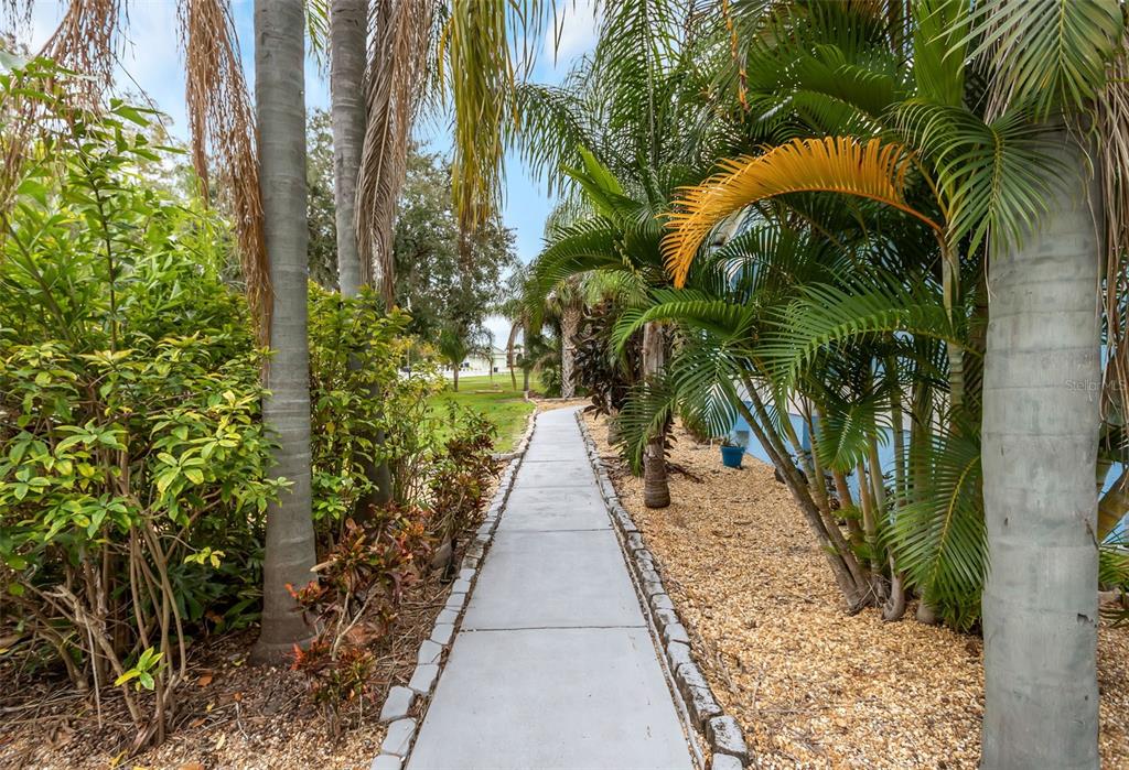 424 Island Cay Way Apollo Beach, FL 33572 - Photo 6 of 95