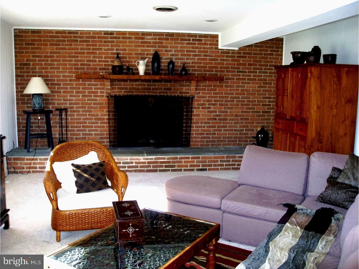 322 Snuff Mill Road Greenville, DE 19807 - Photo 11 of 18 Family Room