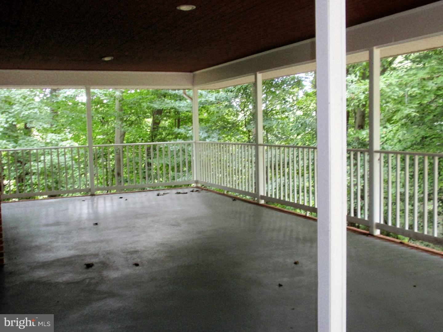 322 Snuff Mill Road Greenville, DE 19807 - Photo 4 of 18 Porch