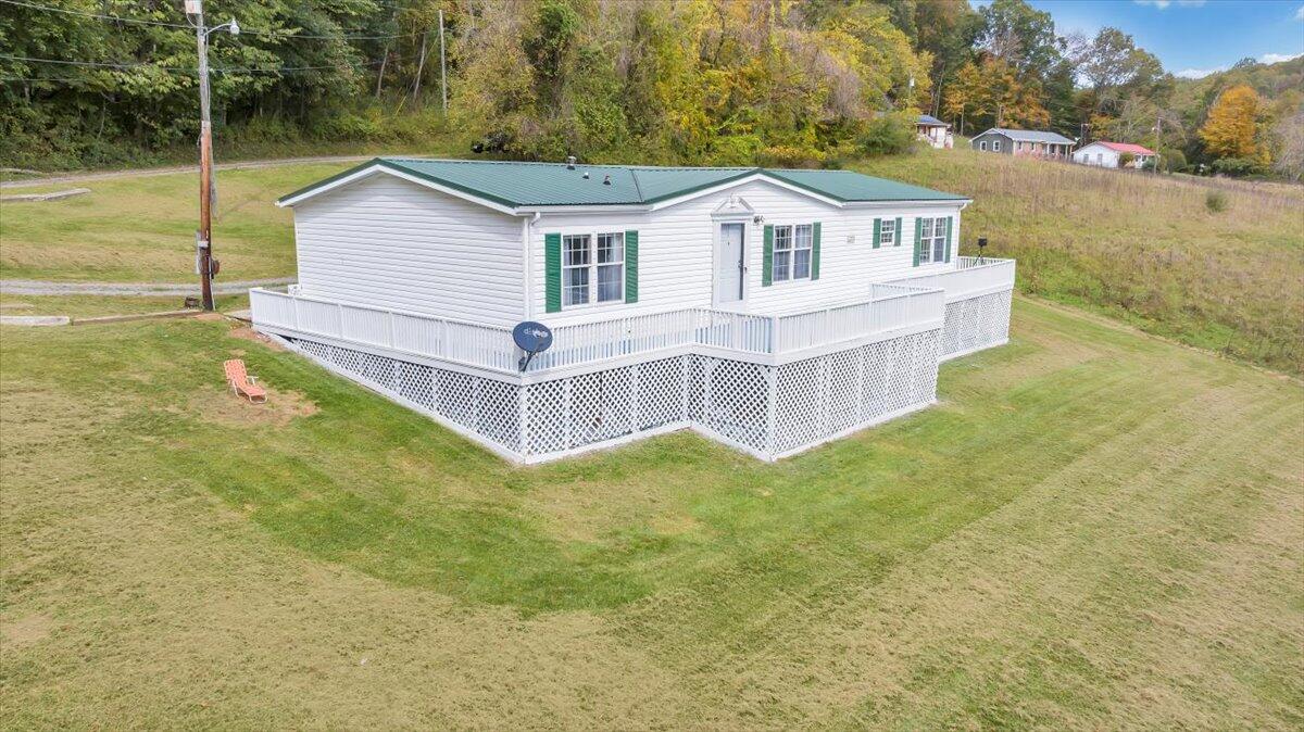 142 River View Road Alderson, WV 24910 - Photo 2 of 63 Gallery Image 2