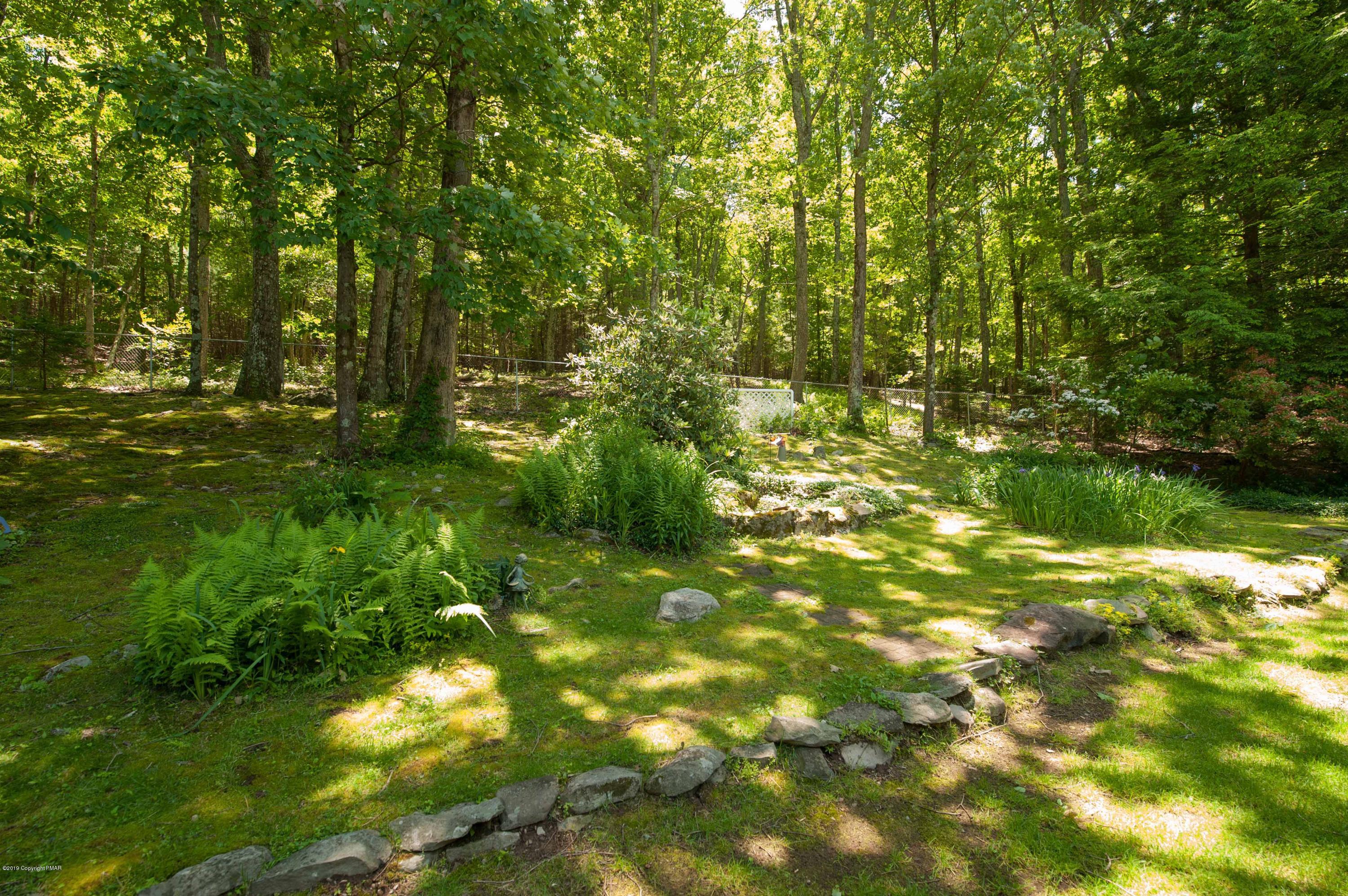 270 Gould Development Road Saylorsburg, PA 18353 - Photo 14 of 52 Fenced in yard