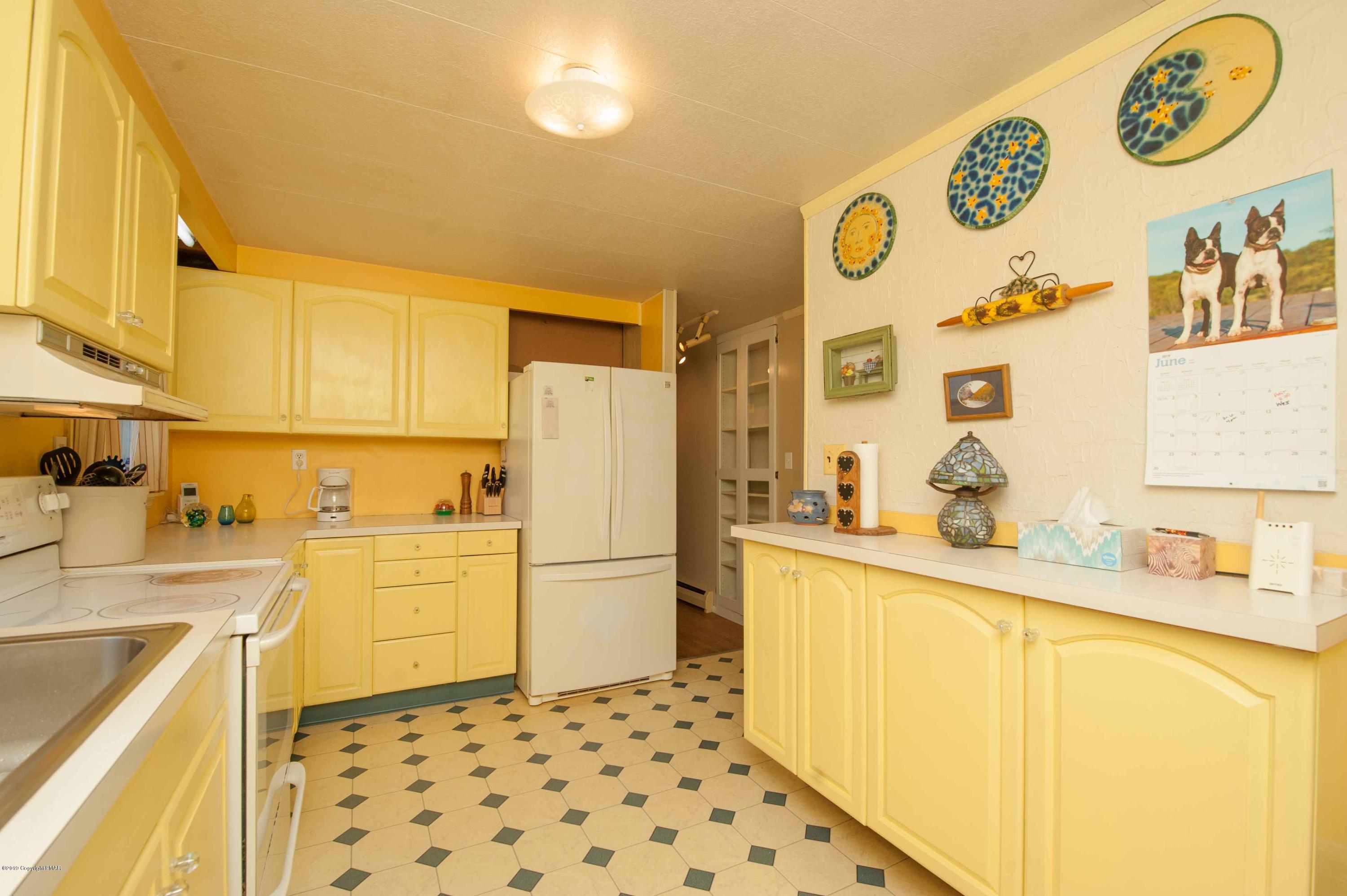 270 Gould Development Road Saylorsburg, PA 18353 - Photo 32 of 52 Kitchen