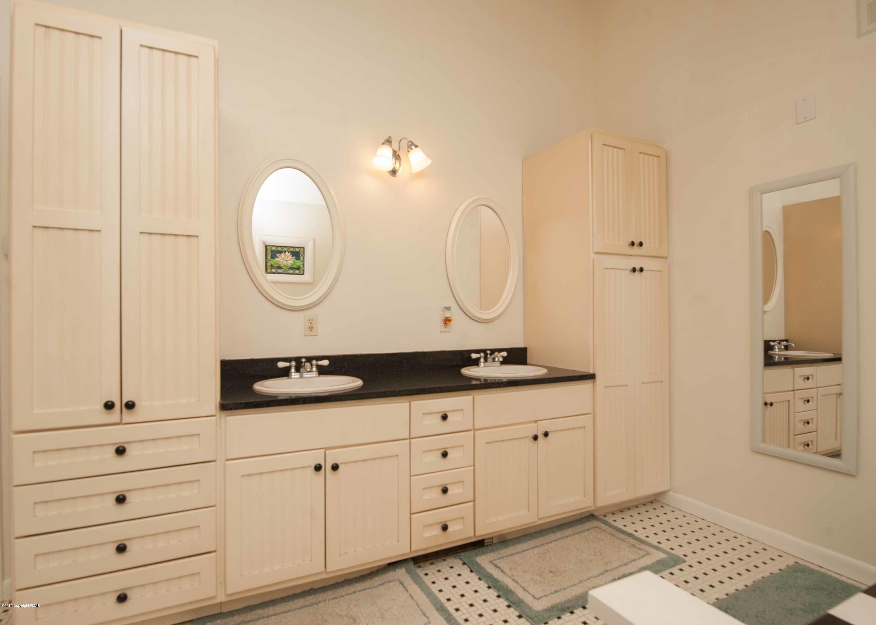 270 Gould Development Road Saylorsburg, PA 18353 - Photo 44 of 52 Master bath suite